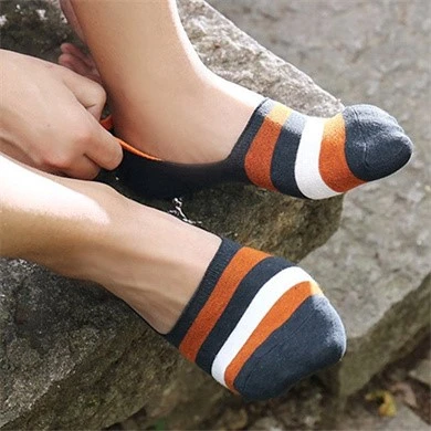 men no show socks display-1 men no show socks display-1
